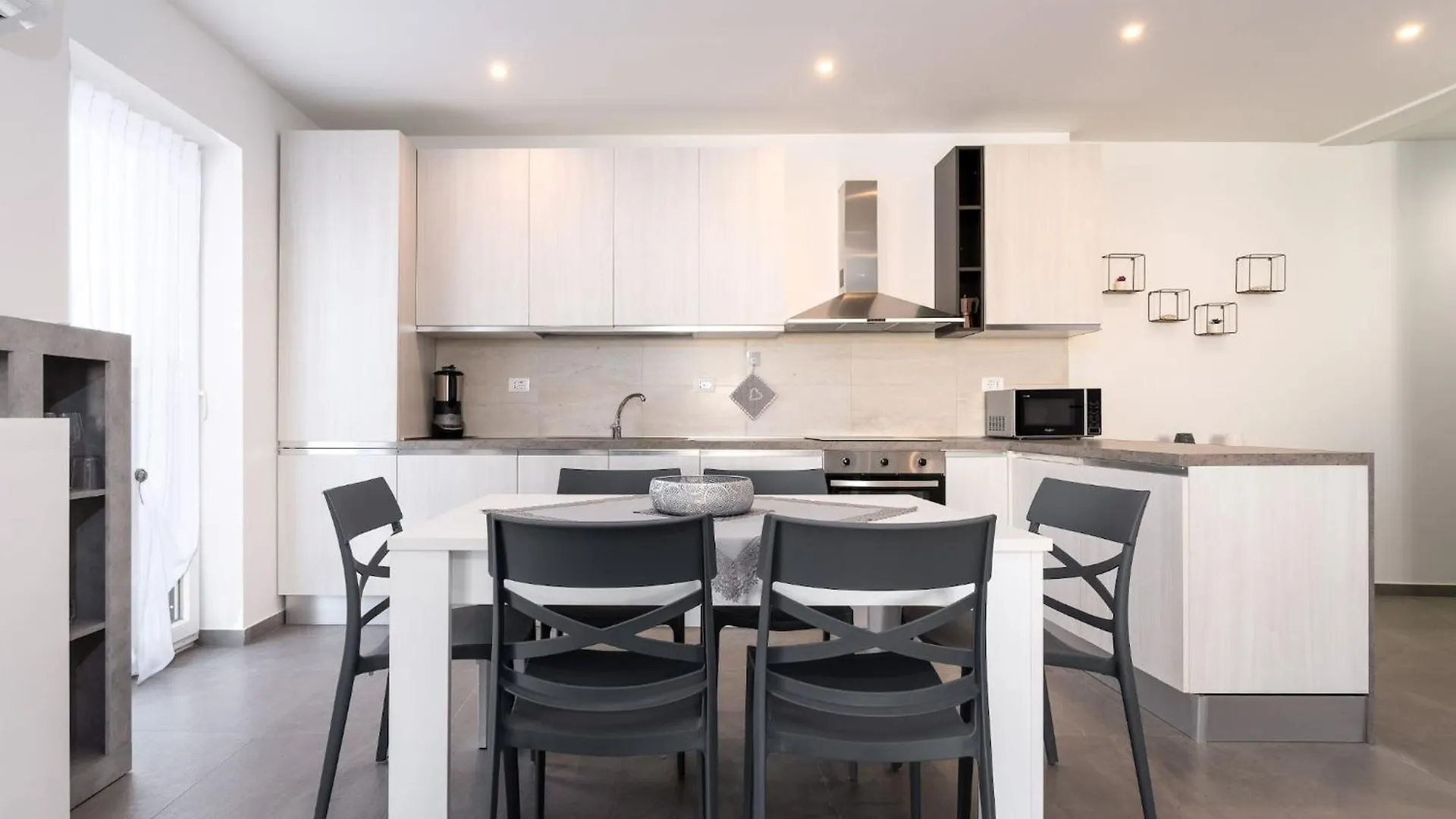Apartment Baricevic - Two Bedroom Apartment With Balcony Opatija