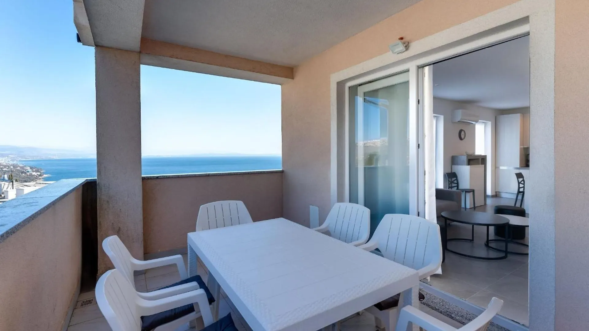 Apartment Baricevic - Two Bedroom Apartment With Balcony Opatija