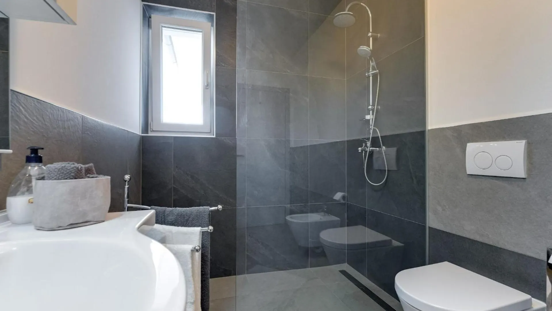 Apartment Baricevic - Two Bedroom Apartment With Balcony Opatija
